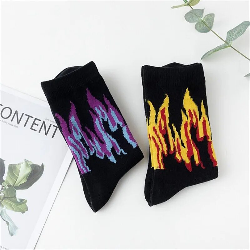 New Winter Men Fashion Flame Pattern Hip Hop Funny Socks Jacquard Harajuku Fire Socks Street Skateboard Cotton Meias Streetwear