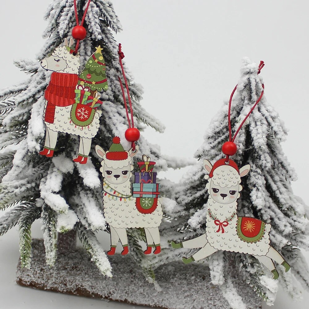 HUADODO 3Pcs Wooden Alpaca Christmas Pendants Ornaments Xmas Tree Hanging Decoration for home New year Decor kids