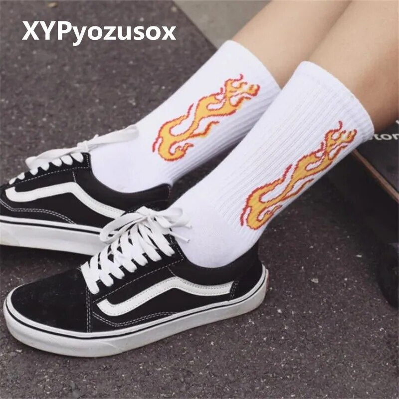 New Winter Men Fashion Flame Pattern Hip Hop Funny Socks Jacquard Harajuku Fire Socks Street Skateboard Cotton Meias Streetwear