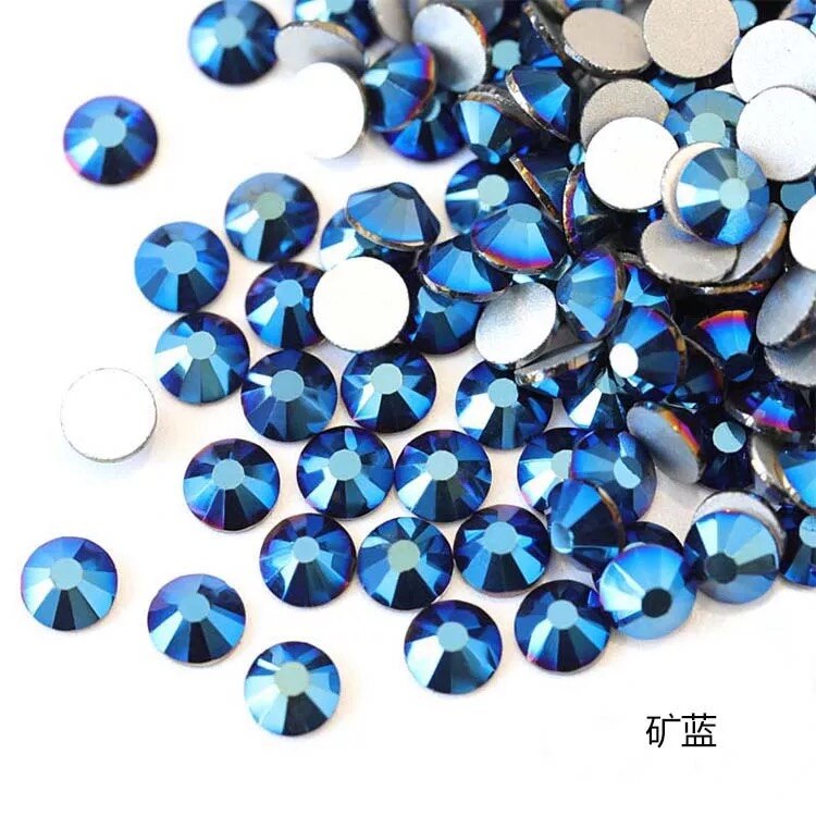2020 New 1 Pack Flatback 3D Glass Swarovsky DIY Nails Rhinestones Art Decoration Shiny Crystal Stones Gems Manicure