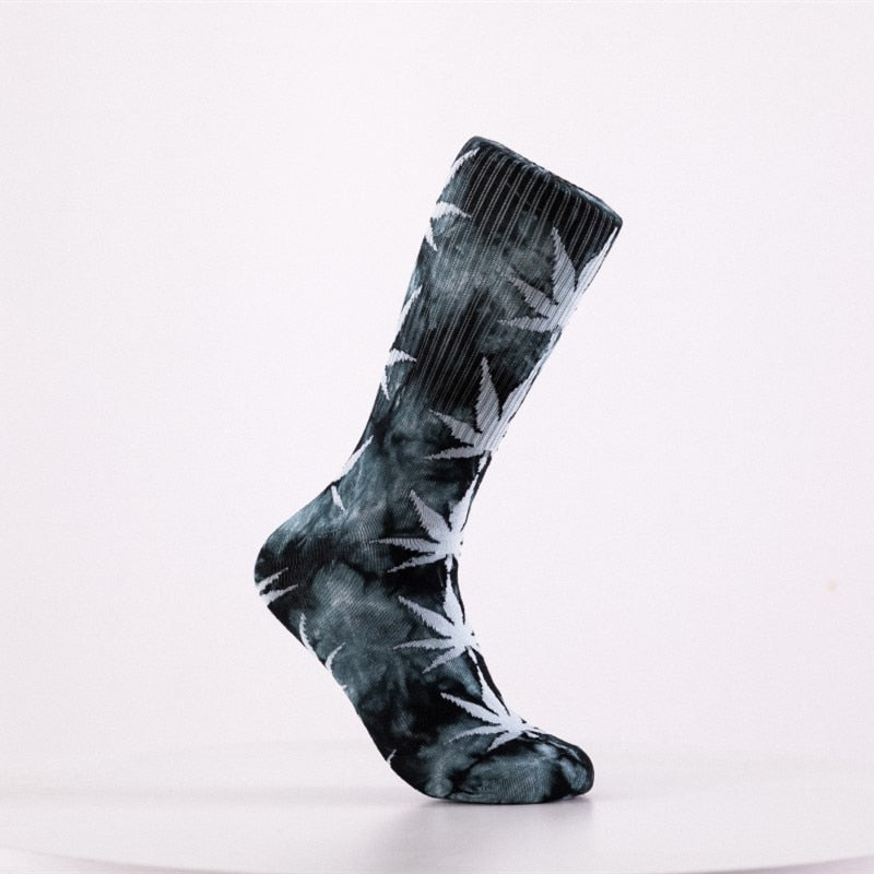 2022 High-quality Tie-dyed Maple Leaf Socks Long Fashion Weed Socks Men Skateboard Hiphop Socks Meias Women Couple Socks 1 Pairs