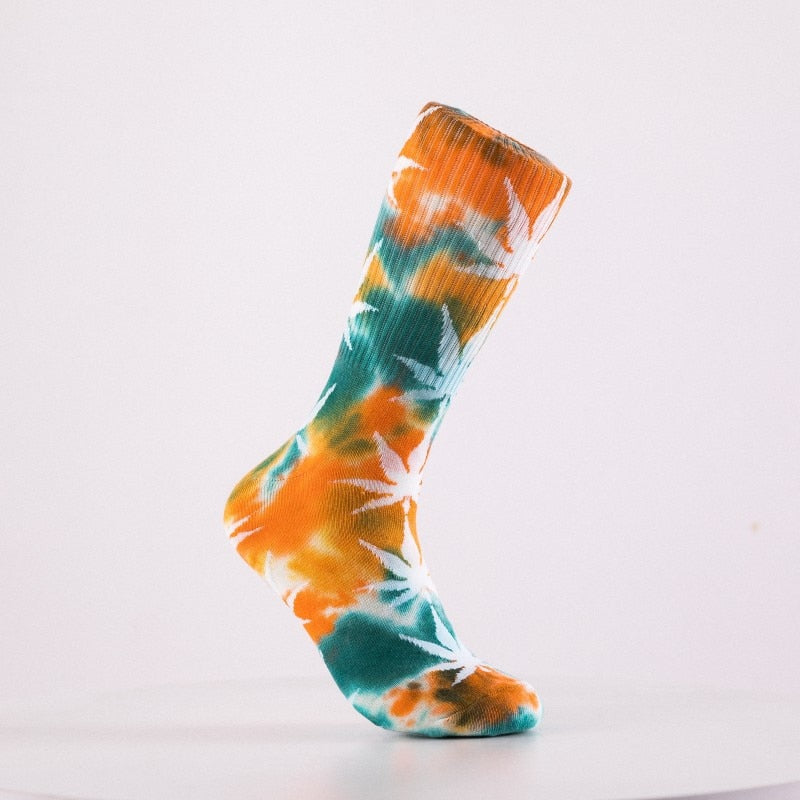 2022 High-quality Tie-dyed Maple Leaf Socks Long Fashion Weed Socks Men Skateboard Hiphop Socks Meias Women Couple Socks 1 Pairs