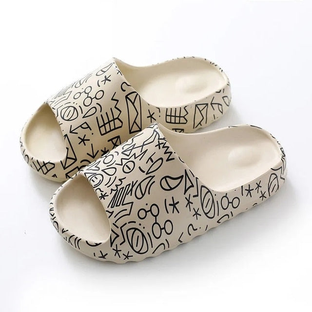 Summer Men Women Beach Slippers Luxury Brand Fashion Sandals Outdoor Indoor Non-Slip New Designer Ladies Slides Platform Shoes